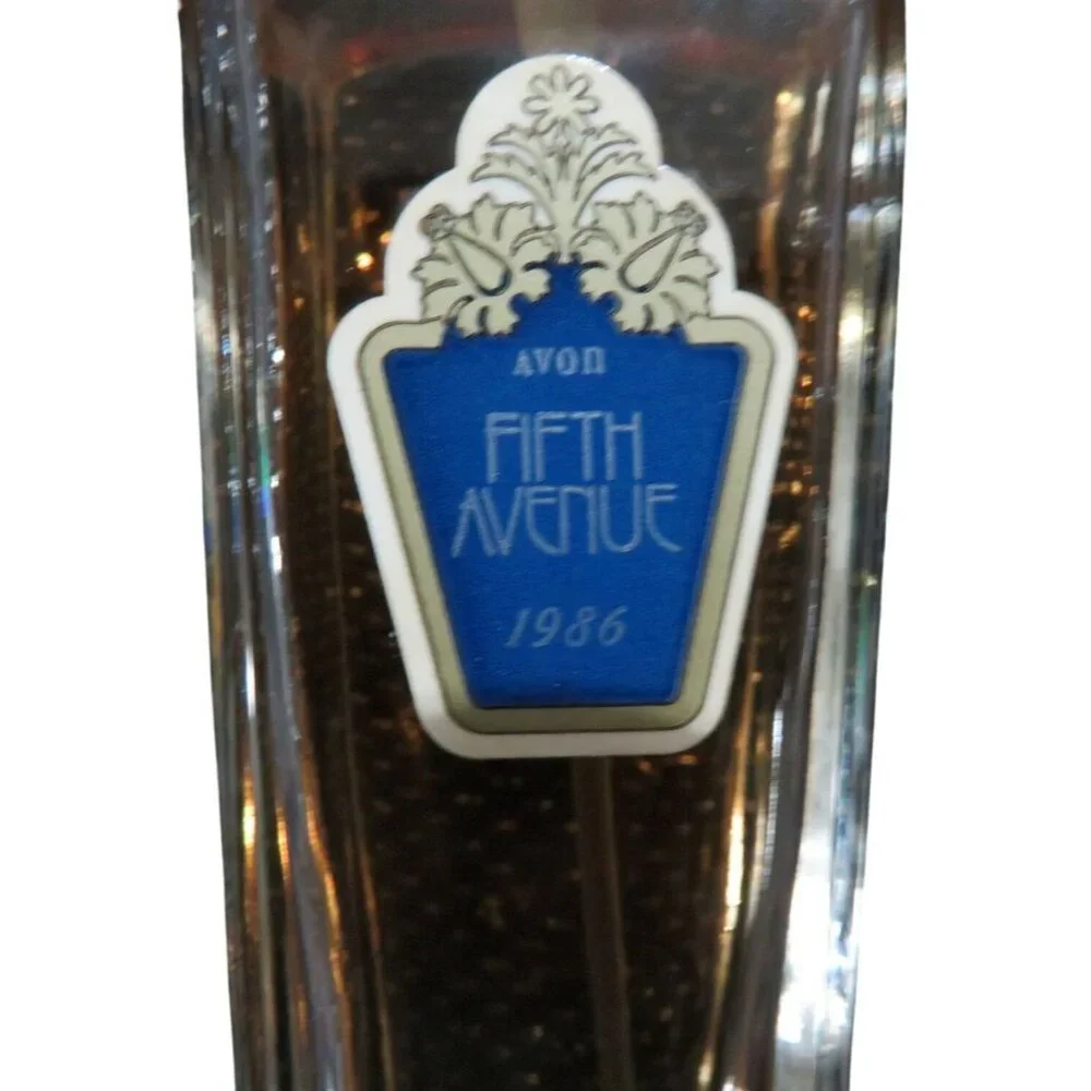 Avon Fifth Avenue 1986 Sentimental Amber Floral fragrance Jasmine Lily Rose Ambe